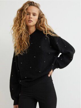 H&M Black Gray Beaded Pearl Wool Blend Knit Sweater Crew Neck Long Sleeve Size S